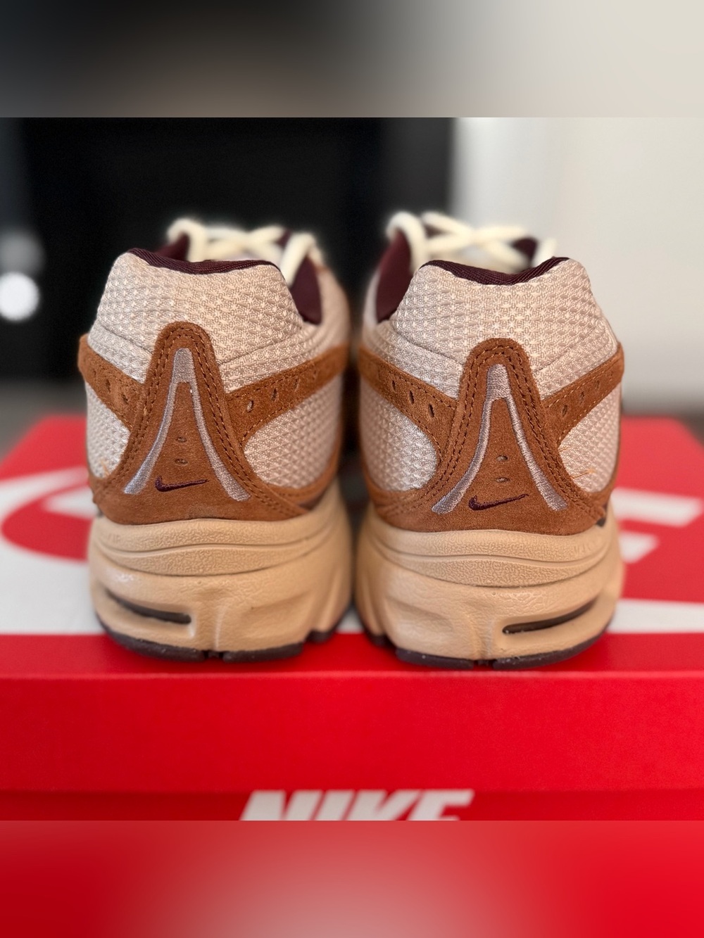 Nike Air Max Moto 2K Light British Tan - Mens Size 11 - (IQ3410-281) - Picture 4 of 5